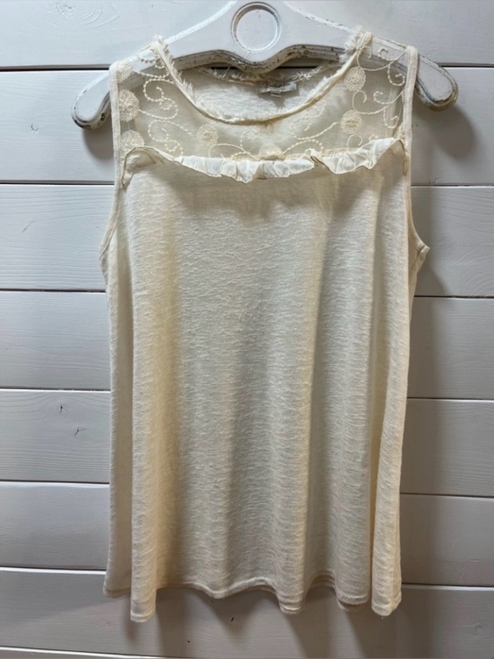 BELLAMBRA Cream Sleeveless Lace Detail Top Size M - Picture 11 of 11